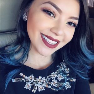 Meet your Posher, Denise